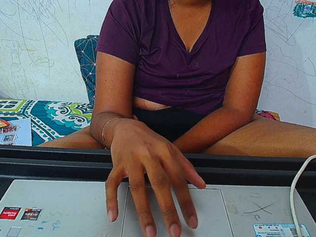 ShruthiIndian56 webcam