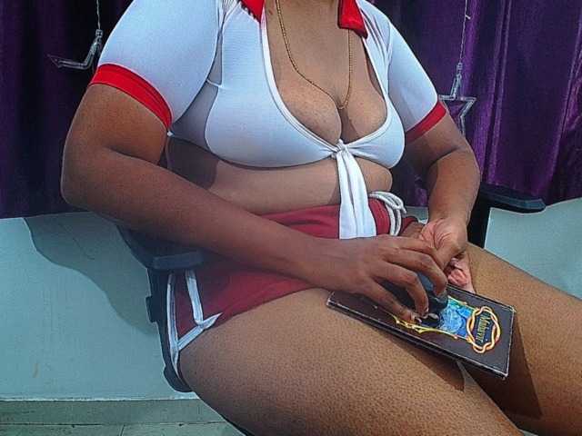 ShruthiIndian56 webcam