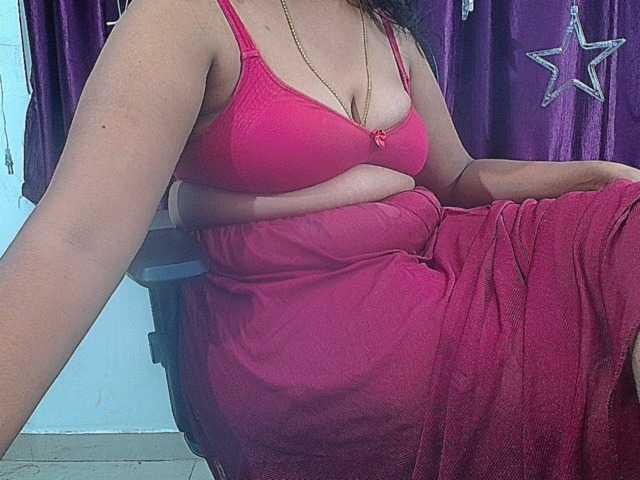 ShruthiIndian56 webcam