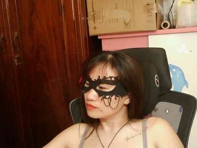 girl30slutty webcam