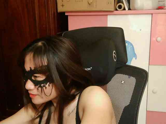 girl30slutty webcam