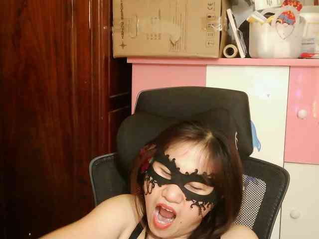 girl30slutty webcam