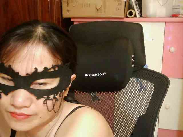 girl30slutty webcam