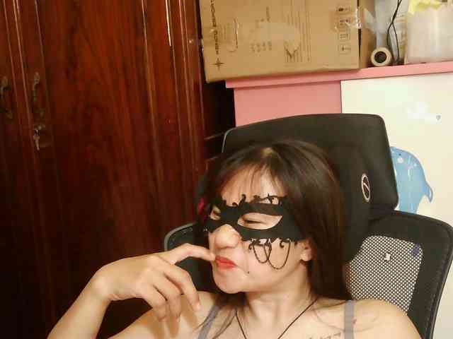 girl30slutty webcam