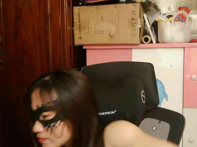 girl30slutty webcam