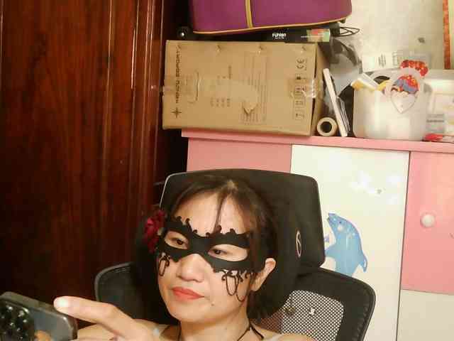 girl30slutty webcam