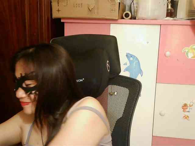 girl30slutty webcam