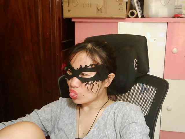 girl30slutty webcam