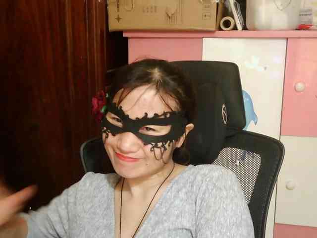 girl30slutty webcam
