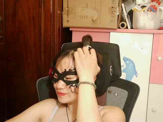 girl30slutty webcam