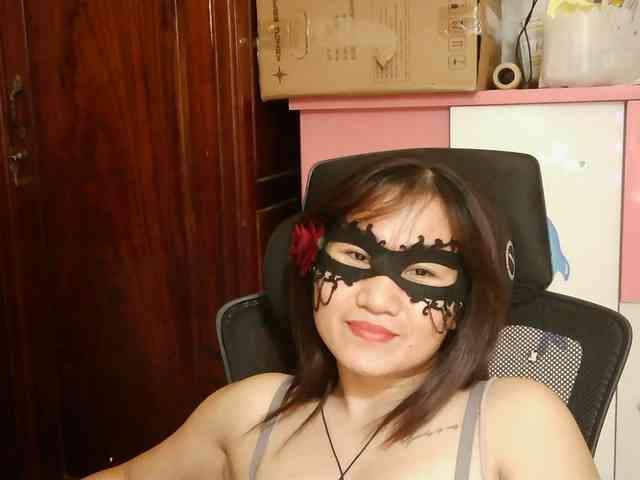 girl30slutty webcam