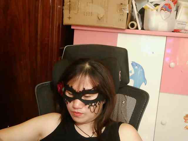 girl30slutty webcam