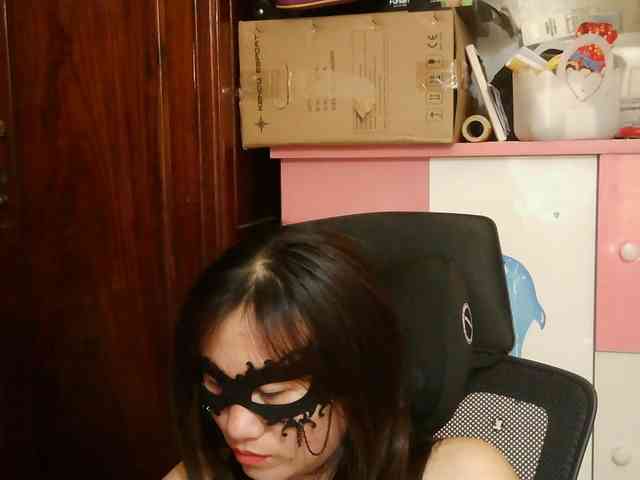 girl30slutty webcam