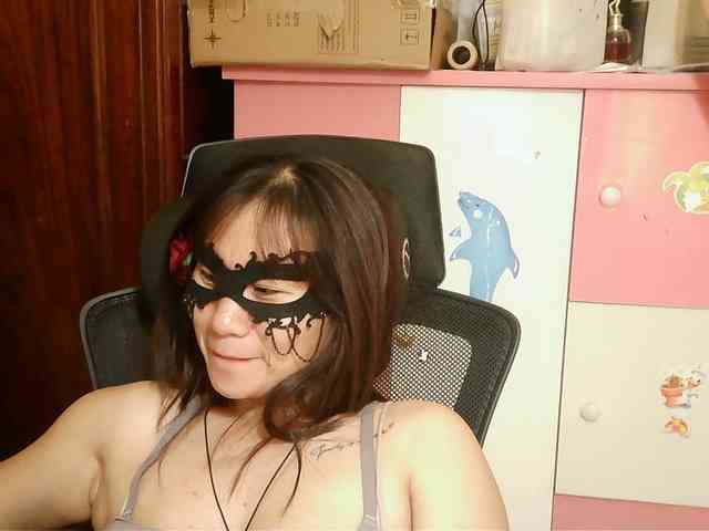 girl30slutty webcam