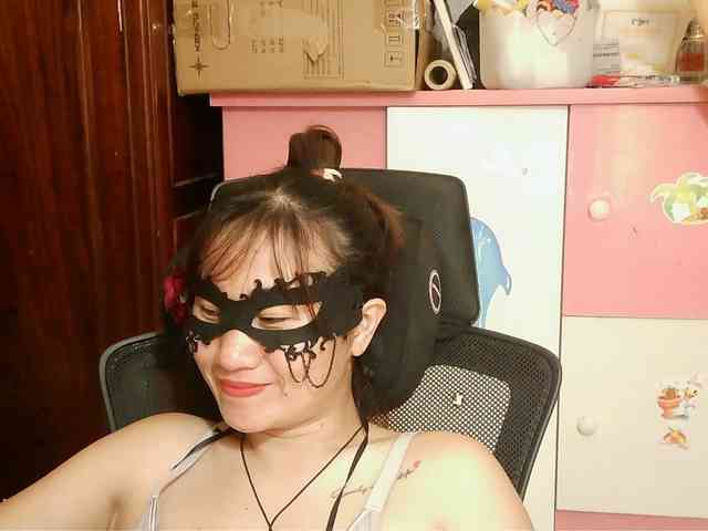 girl30slutty webcam