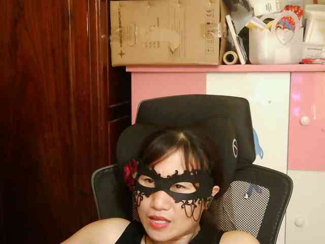 girl30slutty webcam