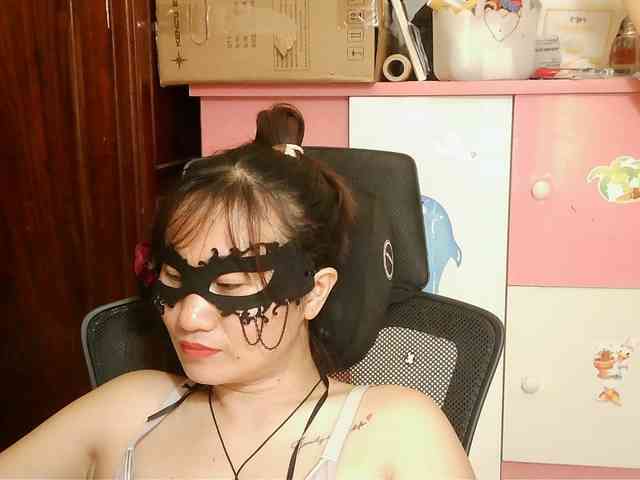 girl30slutty webcam