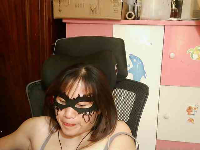 girl30slutty webcam