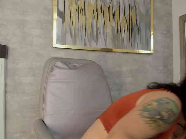 Anniie webcam