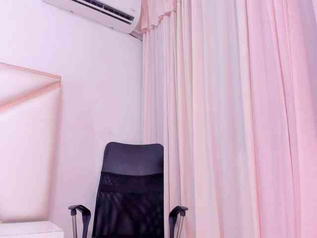 Dashafoxxx webcam