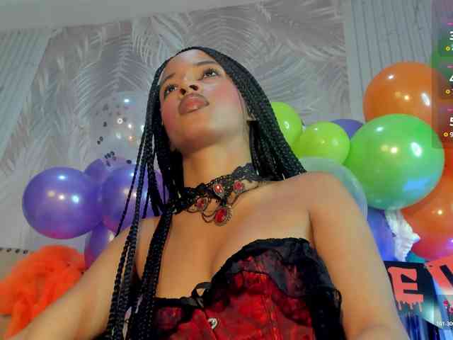 Melany-8 webcam