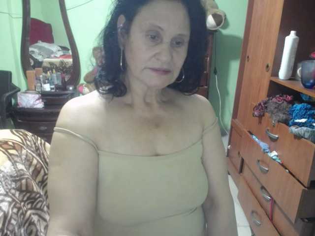 jazmin-mature webcam