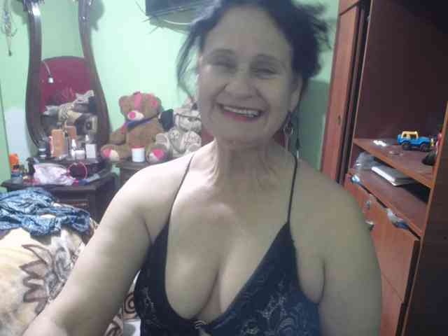 jazmin-mature webcam