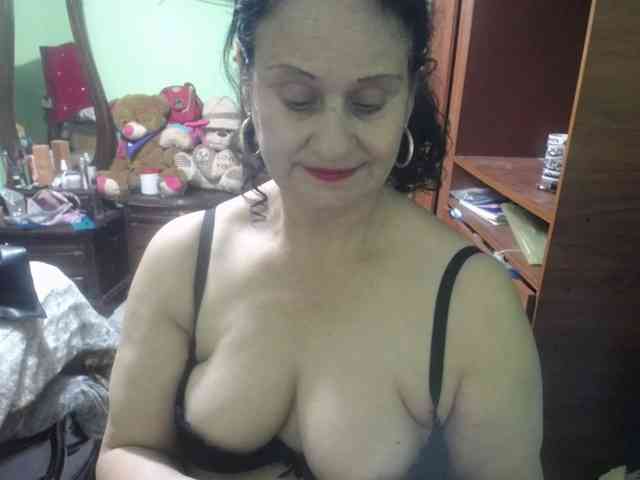 jazmin-mature webcam