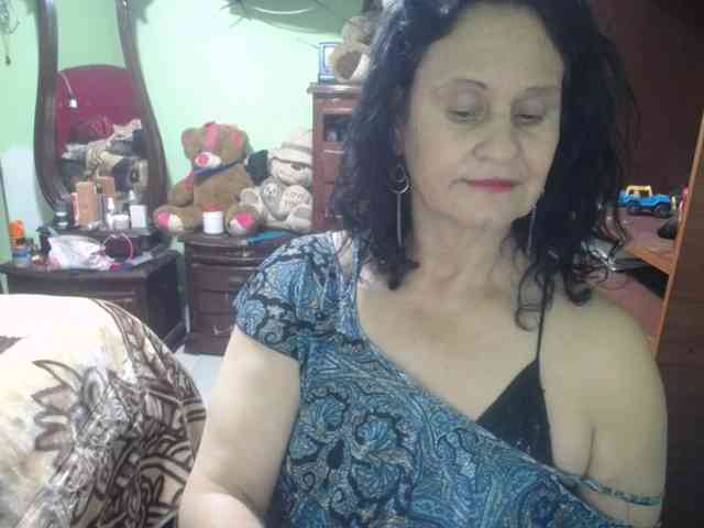 jazmin-mature webcam