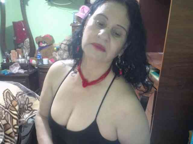 jazmin-mature webcam