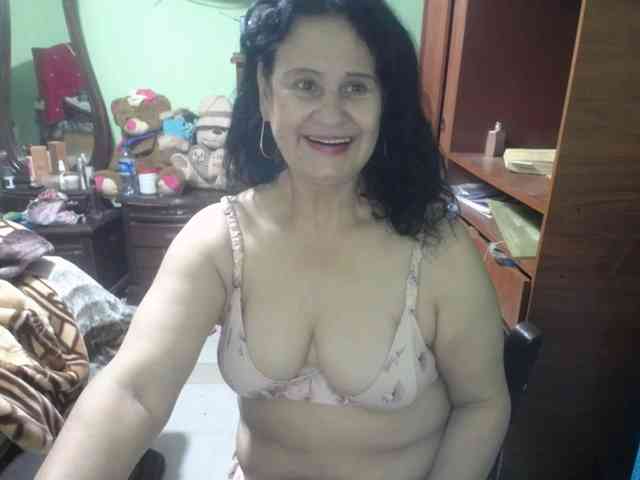 jazmin-mature webcam