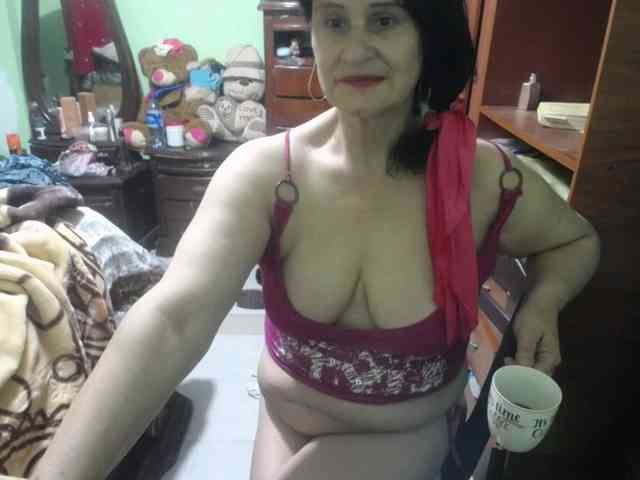 jazmin-mature webcam