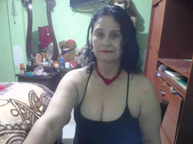 jazmin-mature webcam