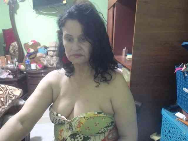 jazmin-mature webcam