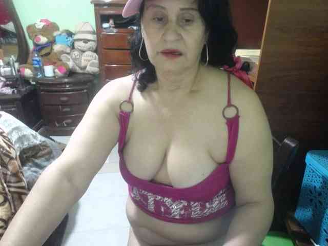 jazmin-mature webcam