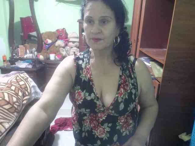 jazmin-mature webcam