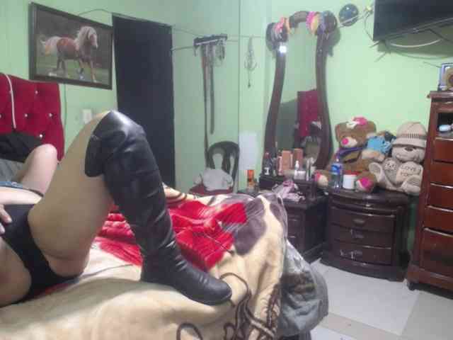 jazmin-mature webcam