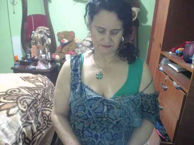 jazmin-mature webcam