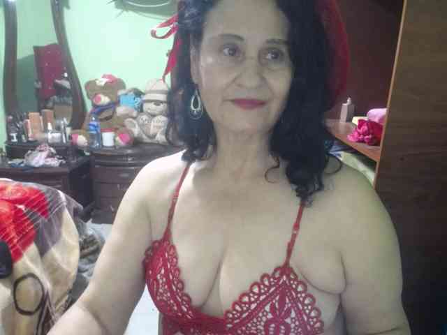 jazmin-mature webcam