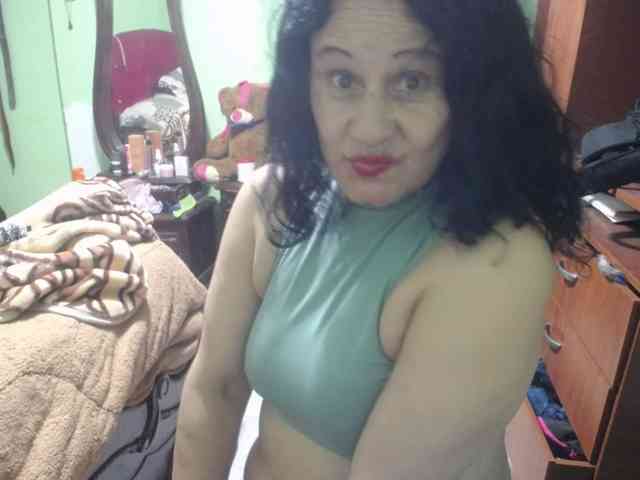 jazmin-mature webcam