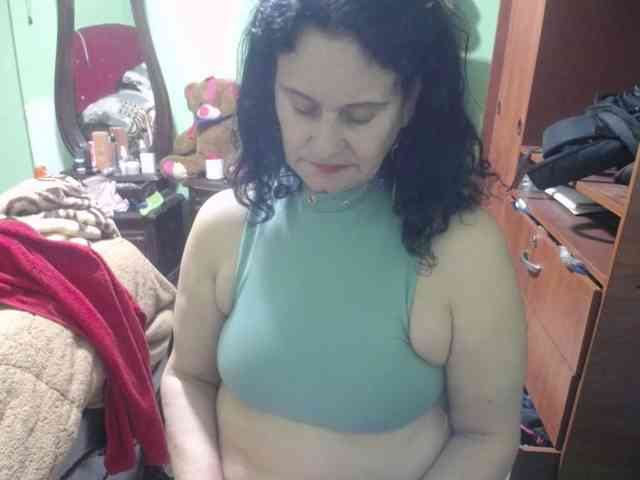 jazmin-mature webcam