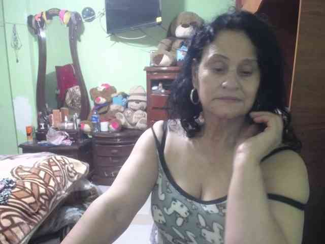 jazmin-mature webcam