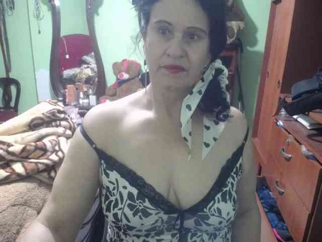 jazmin-mature webcam