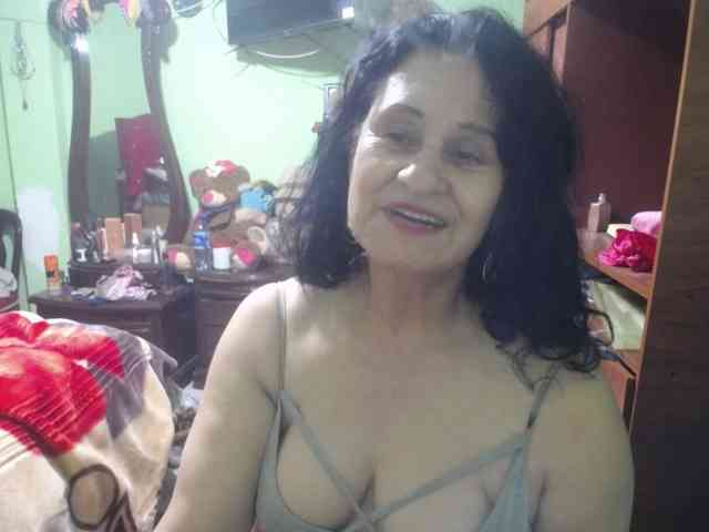 jazmin-mature webcam