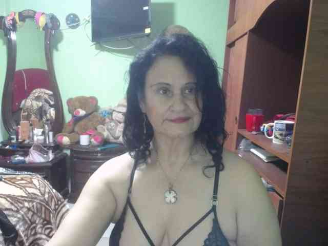 jazmin-mature webcam