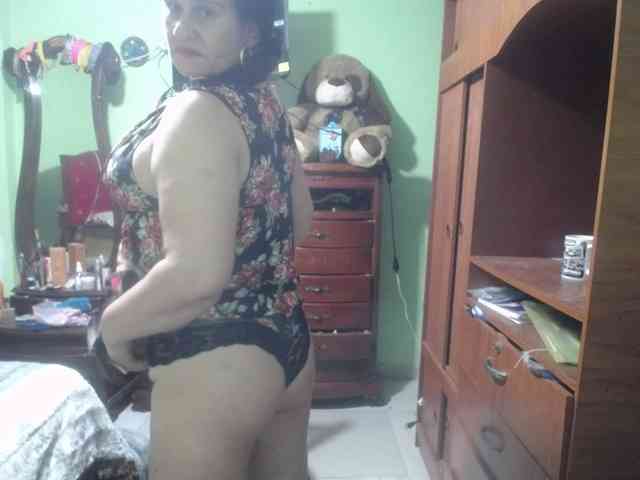 jazmin-mature webcam