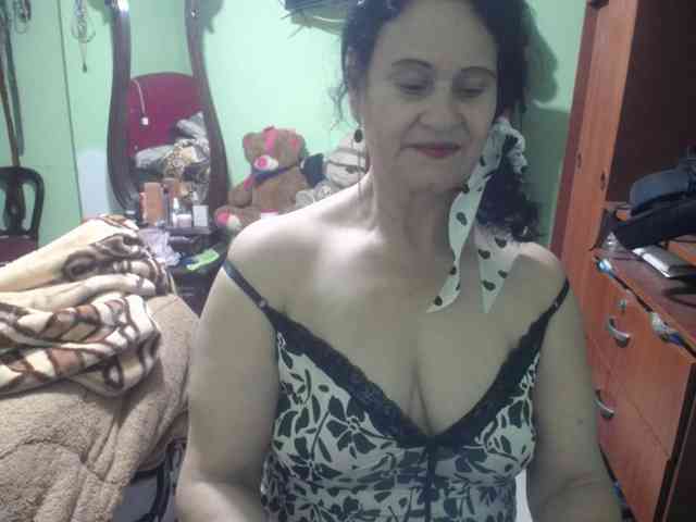 jazmin-mature webcam