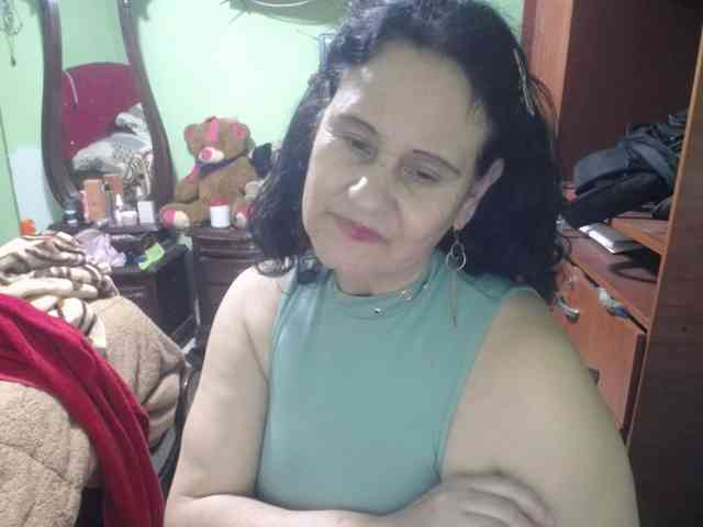 jazmin-mature webcam