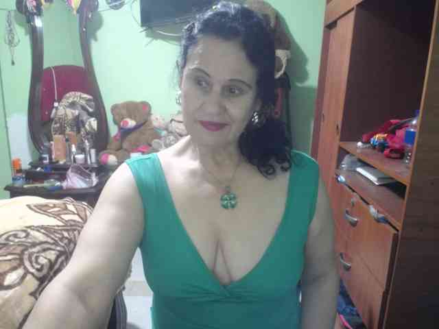 jazmin-mature webcam