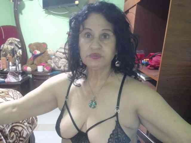 jazmin-mature webcam